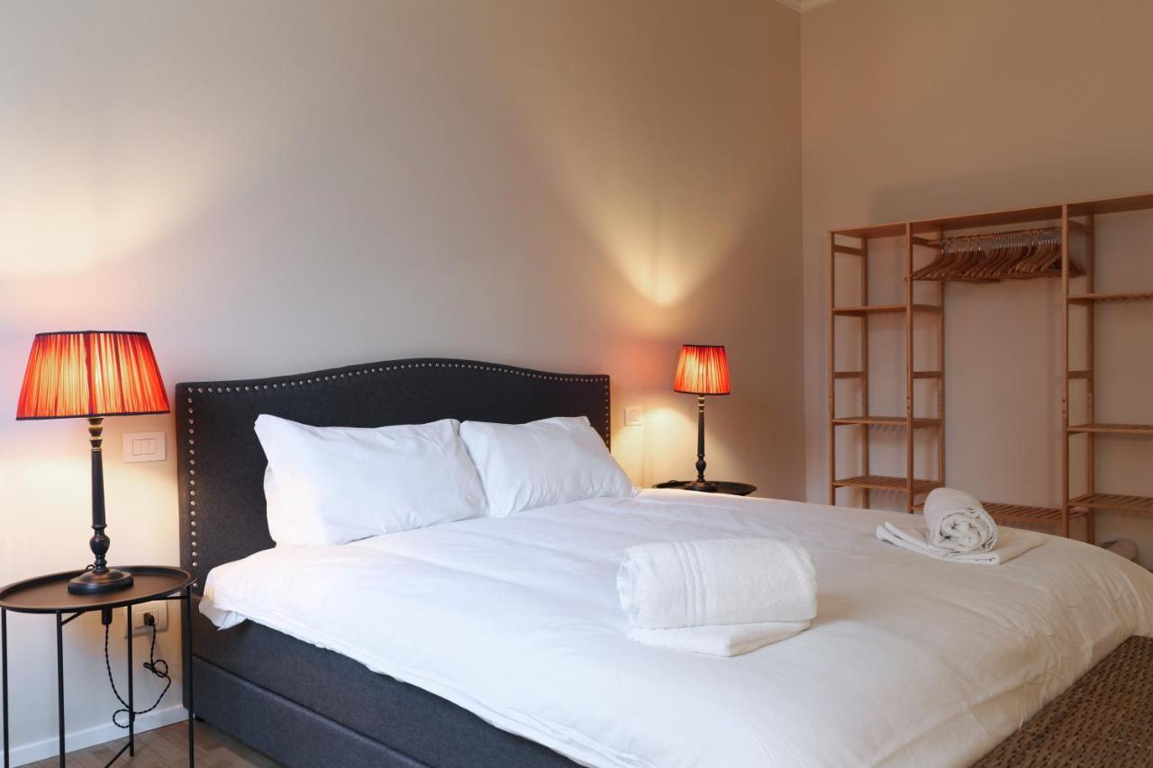 Luxury San Babila Apartment ミラノ エクステリア 写真