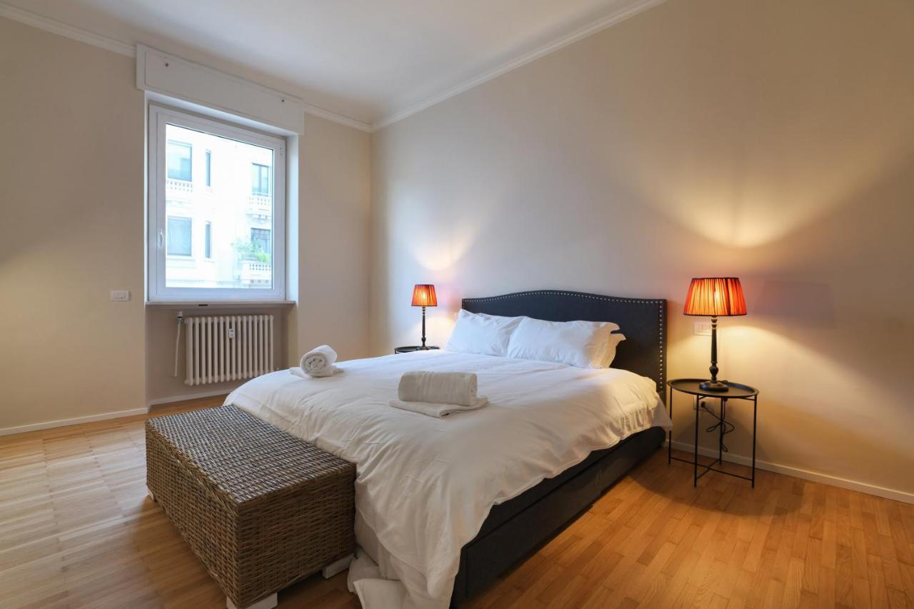 Luxury San Babila Apartment ミラノ エクステリア 写真