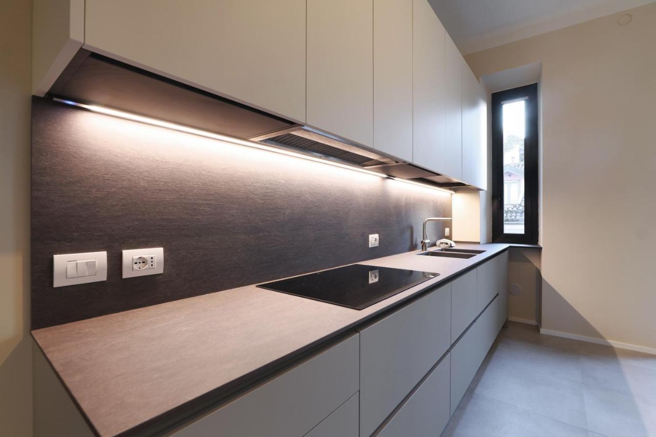 Luxury San Babila Apartment ミラノ エクステリア 写真